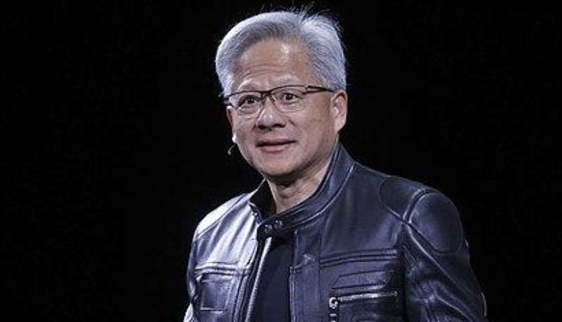 黄仁勋：中国AI“世界级”，很想买辆小米汽车