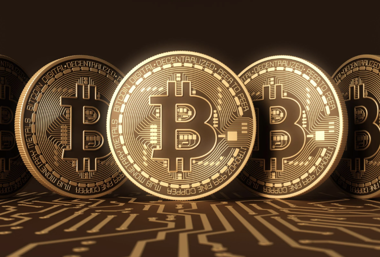 跌去3000亿美元市值后，比特币还未见底？多个看跌信号仍闪烁！