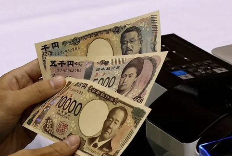 债市用脚投票！加息预期升温拖累下两年期日债拍卖遇冷 投资者焦点转向植田和男讲话