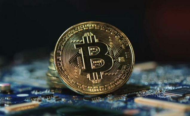 从12.6万跌到8.6万，比特币或遭历史第四次年度跌势