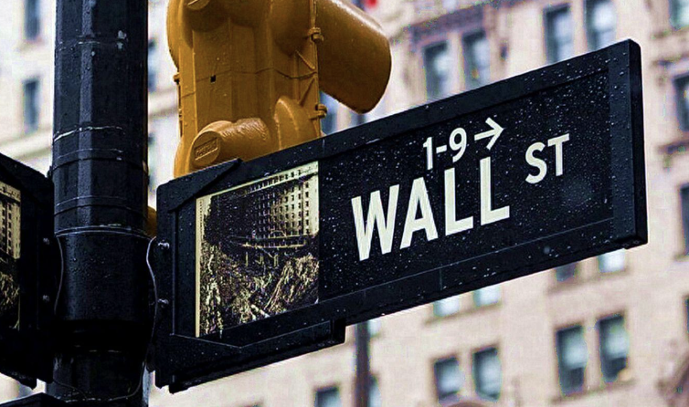 华尔街强势回归：2025年六大行市值激增逾1/3 监管放松与投行业务成增长引擎