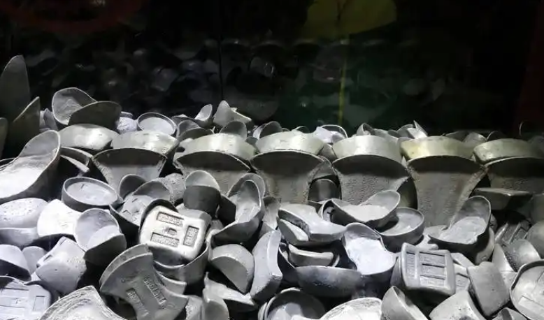 贵金属&ldquo;疯牛&rdquo;再起！白银冲击90美元关口创历史新高