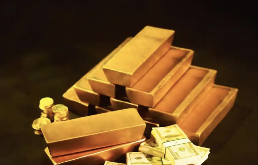 黄金白银&ldquo;闪崩&rdquo;后绝地反攻 黄金暴涨近3% 美元反弹难阻避险狂潮