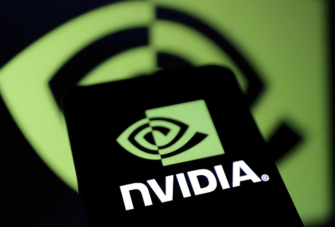 英伟达欲重塑通信生态 携手电信巨头构建AI原生6G