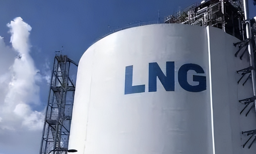 全球LNG命脉被炸、市场恐慌，特朗普澄清不知情：再犯就夷平南帕尔斯气田！