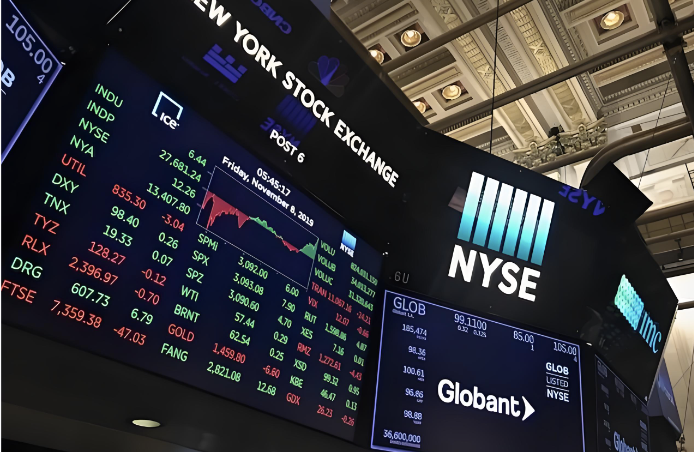 全球市场避险情绪升温 ，美股期货震荡走低 债市抛售加剧