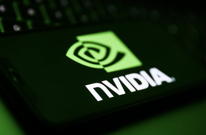 散户撤退信号与机构承接暗流交织，英伟达千钧一发考验170美元生死线