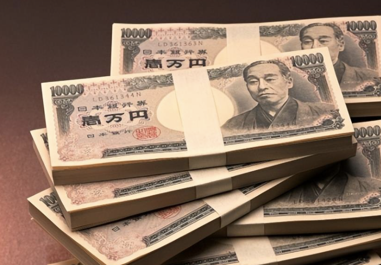 日元逼近160关口之际日本财长再发干预警告：或采取果断行动应对汇率波动