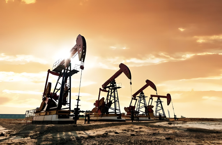 地缘冲突反复拉锯！沙特能源设施遇袭，油价两日上涨难掩单周重挫