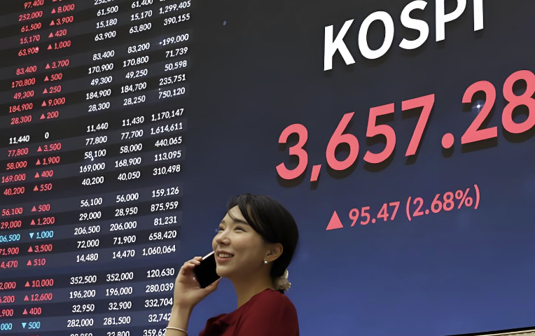 中东局势与AI概念利好，韩国KOSPI指数首破7300点大关！&ldquo;存储双雄&rdquo;齐创新高