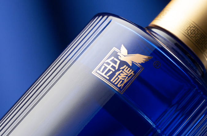 金徽酒去年营利双降难抵周期寒意，省外经销商一年净减91家，大额关联交易引关注