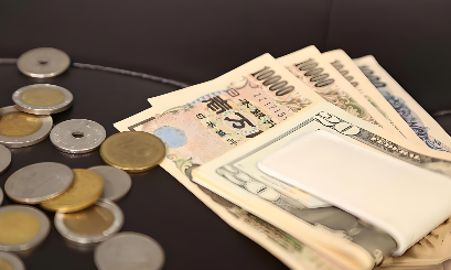 日元疲弱倒逼日本央行出手！前委员：9月势将加息 明年1月或再加
