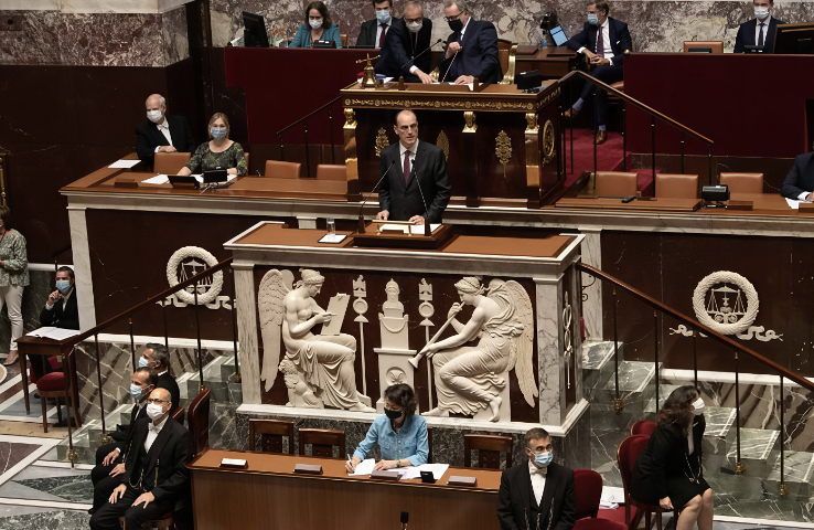 法国再添危险信号！黑石总裁、美联储理事齐声警告，美银调查创纪录看空法股
